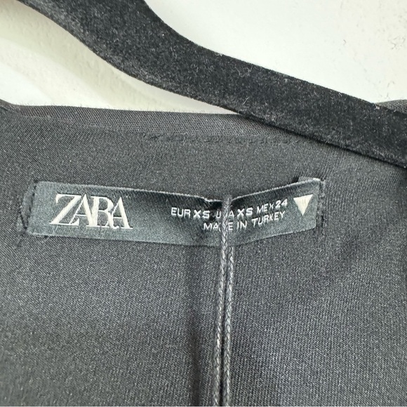 Zara Long Sleeve Plunge Sweetheart Neck Mini Dress Goth Minimalist - Picture 6 of 6